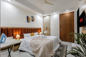 Departamento de lujo, balcón, vista a la ciudad | 2 habitaciones, espacio para trabajar con laptop y insonorización 