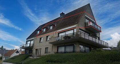 Prachtig appartement van 80 m² ,2 slaapkamers dichtbij het strand, tram, centrum