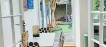 Regent Escape (pet friendly)