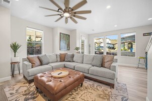Townhome, Multiple Beds, Patio, Mountain View (Coral River) | Living area | 50-inch flat-screen TV with digital channels