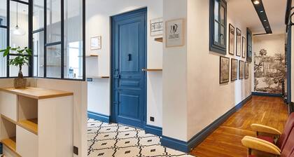 Renovated T4 apartment with parking in Bayonne historic center