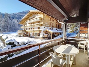 Outdoor dining - Cozy studio in La Clusaz, 4 pers, balcony (La Clusaz)