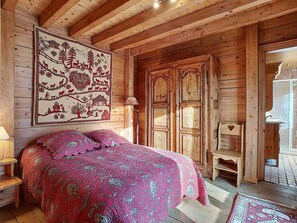 4 bedrooms
