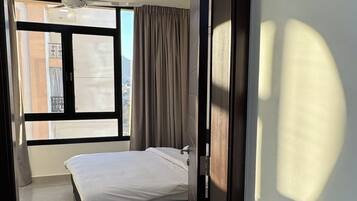 1 多间卧室、熨斗/熨衣板