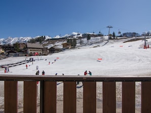 Snow and ski sports