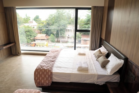 Executive Triple Room | Free WiFi