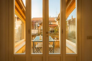 Családi apartman, kilátással a városra | Terasz/udvar