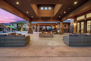 Terrace/patio - Zion Village 251|Private Pool, Xbox, Grill, Resort Amenities, and more! (Hurricane)