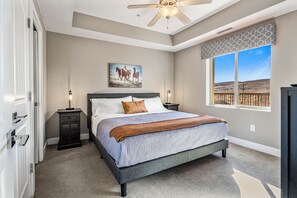 3 dormitorios, escritorio, wifi gratis y ropa de cama