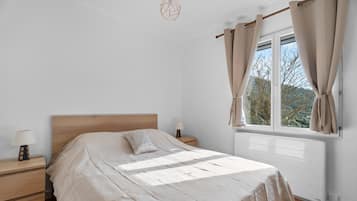 2 habitaciones, tabla de planchar con plancha y wifi gratis