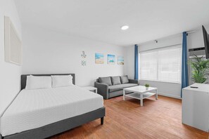 1 bedroom, iron/ironing board, WiFi, bed sheets