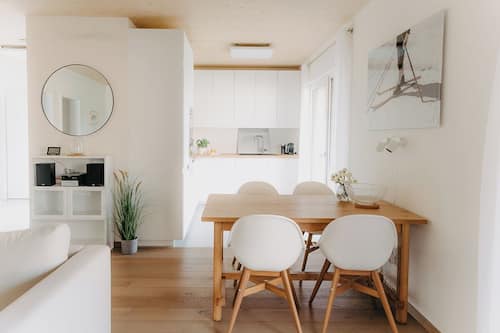 Chalet Deluxe, vista al jardín | Servicio a la habitación