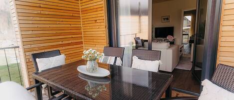 Deluxe Chalet, Garden View | Terrace/patio