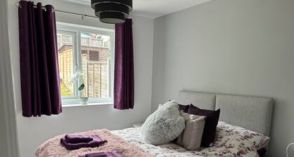 Captivating 1-bed Apartment in Hednesford