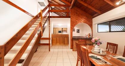New 4BR Modern & Stylish Heritage Hideaway WiFi