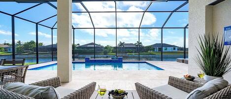 Beheizter Pool