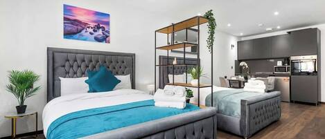 1 chambre, fer et planche Ă repasser, lit parapluie, Wi-Fi