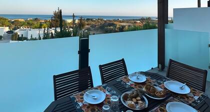 Apartment 'Superior No 2' with Mountain View, Wi-Fi and Air Conditioning