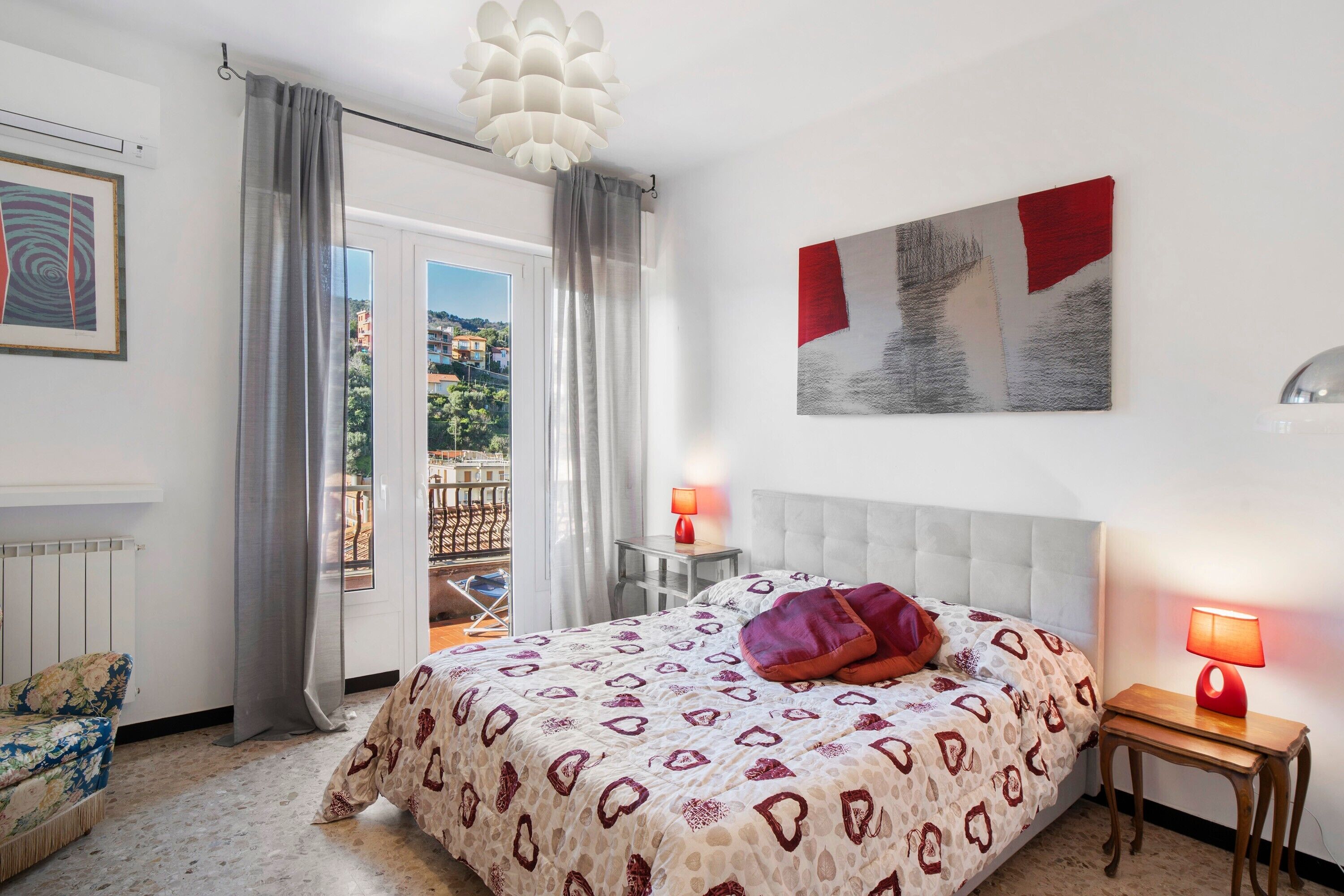 2 chambres, fer et planche à repasser, Wi-Fi gratuit, draps fournis