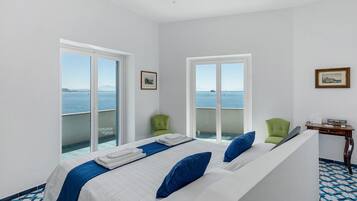 5 bedrooms, iron/ironing board, free WiFi, bed sheets