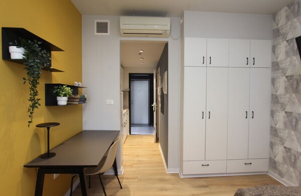Interior - Solo STU apt TAU By Sea N Rent - C Bldg. (Tel Aviv)