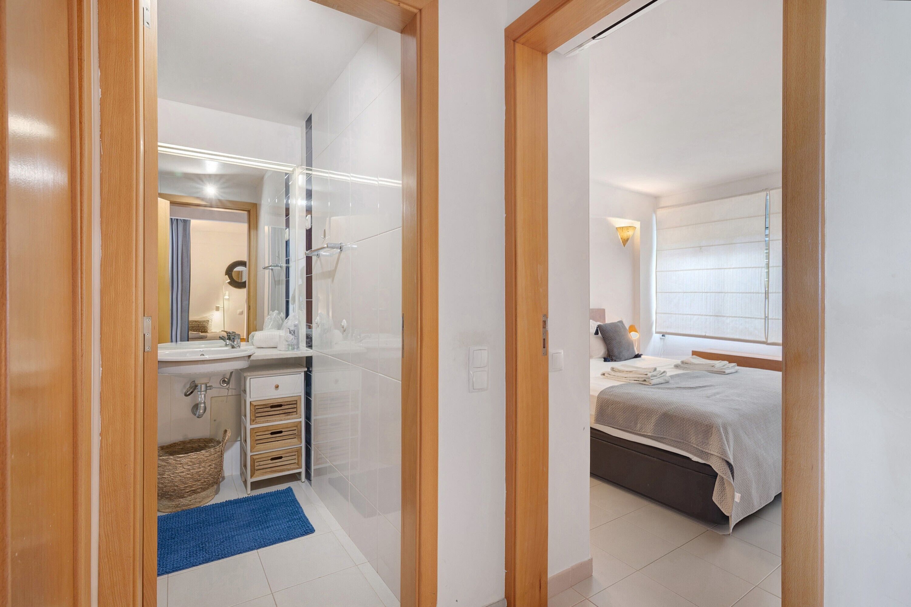 2 Schlafzimmer, Bügeleisen/Bügelbrett, kostenloses WLAN, Bettwäsche