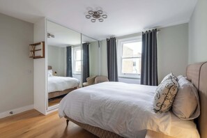 1 غرفة نوم ومكتب ومكواة/لوح كي وواي فاي