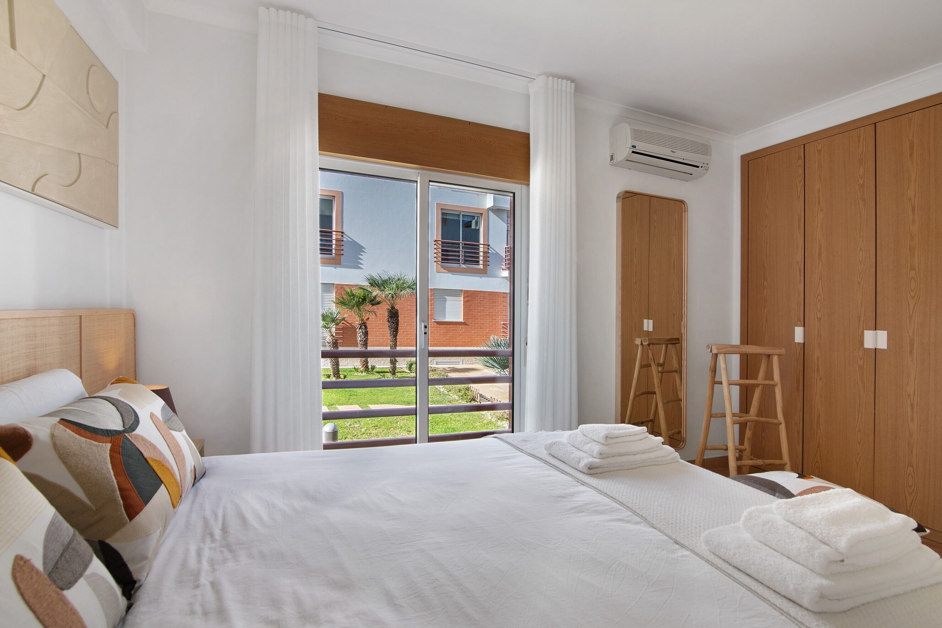1 dormitorio, tabla de planchar con plancha, wifi gratis y ropa de cama
