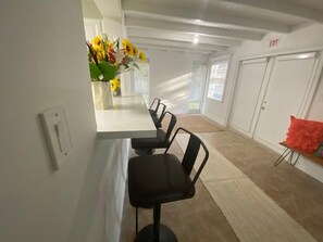 Interior - Biscayne Park 3BD/2BA -Spacious (Biscayne Park)