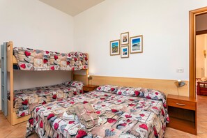 1 camera, Wi-Fi gratuito, lenzuola
