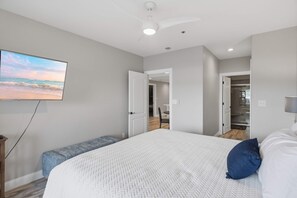 3 chambres, fer et planche à repasser, Wi-Fi, draps fournis