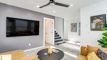 Nhà (3 Bedrooms) | Nội thất