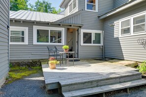 Apartment (3 Bedrooms) | Interior - Walk to Town & River: Cozy North Creek Cottage (North Creek)