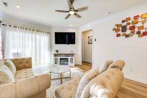 บ้านพัก (5 Bedrooms) | ด้านหน้าที่พัก
