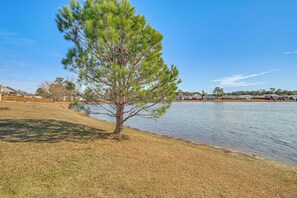 Interior - Patio, Yard & Lake Views: Home in Myrtle Beach! (Myrtle Beach)