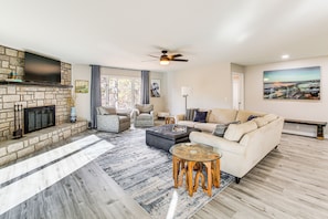 House (3 Bedrooms) | Front of property