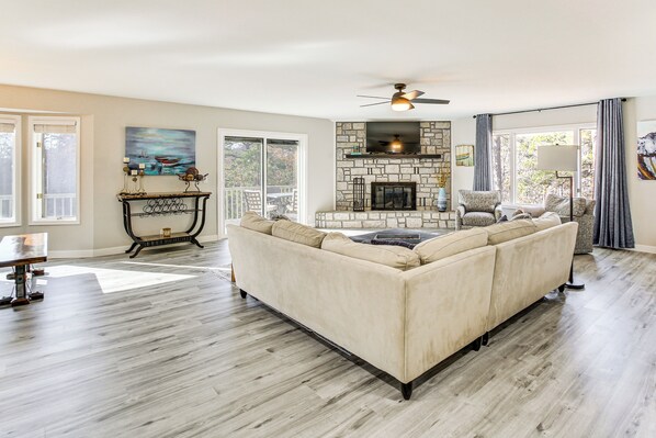 House (3 Bedrooms) | Interior