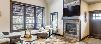 Hot Tub + Deck: Secluded Black Hills Retreat!