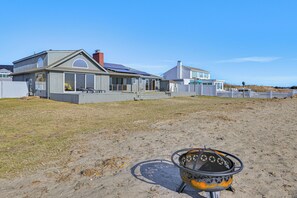 House (3 Bedrooms) | Interior - Bayfront Home in Patchogue w/ Deck & Fishing Dock (Patchogue)