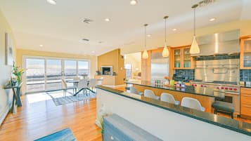 Nhà (3 Bedrooms) | Nội thất