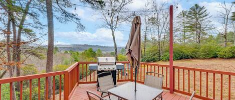 House (2 Bedrooms) | Depan hartanah