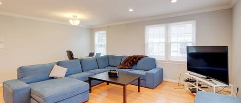 House (2 Bedrooms) | Front of property