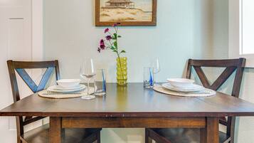 Apartment (1 Bedroom) | Interior