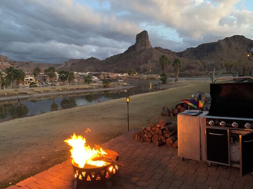Paradise Lagoon in River Lodge Resort