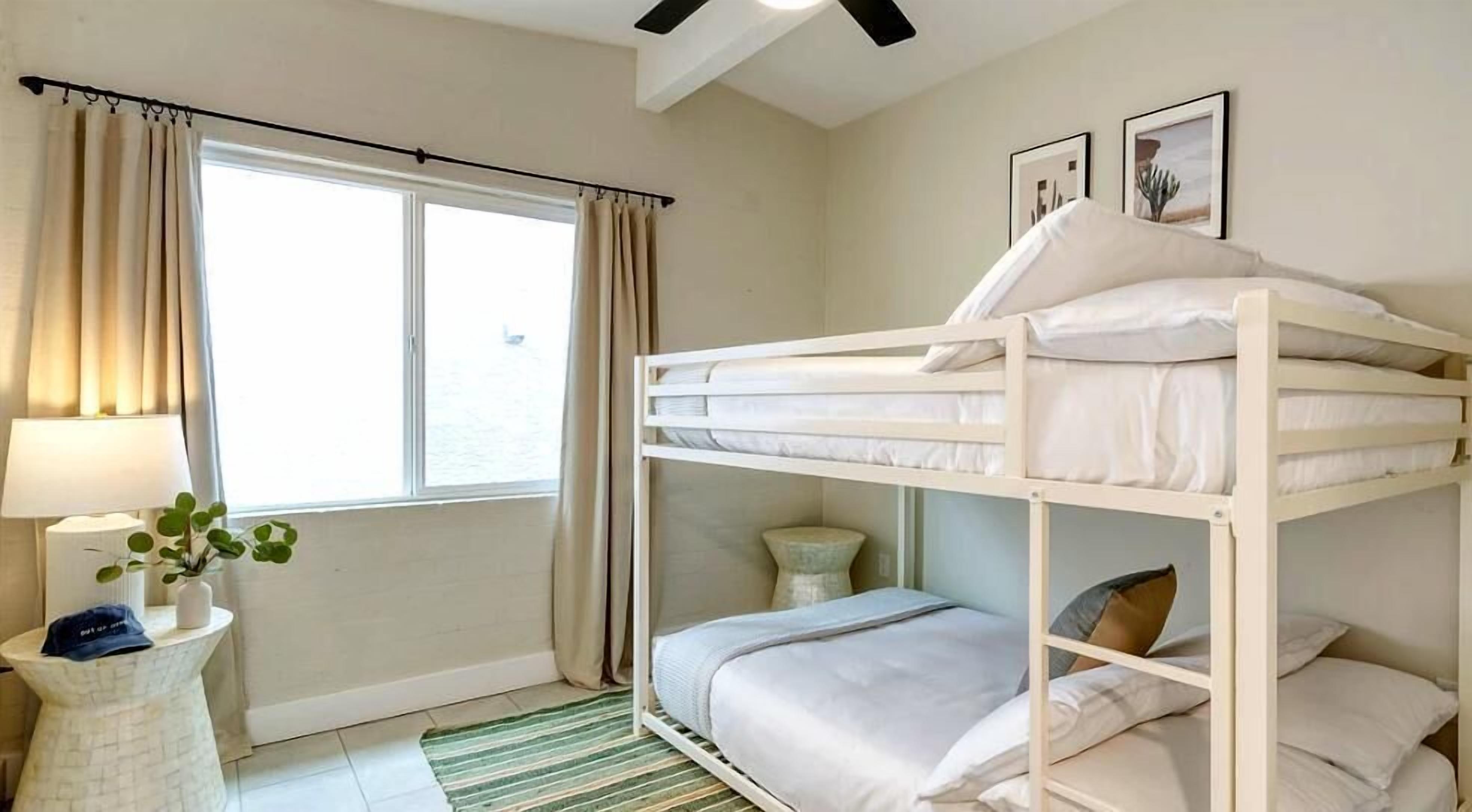 4 bedrooms, iron/ironing board, travel cot, free WiFi