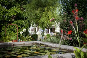 Property grounds - Villa 'Camp De L'Alzina' with Mountain View, Wi-Fi and Air Conditioning (Illes Balears)