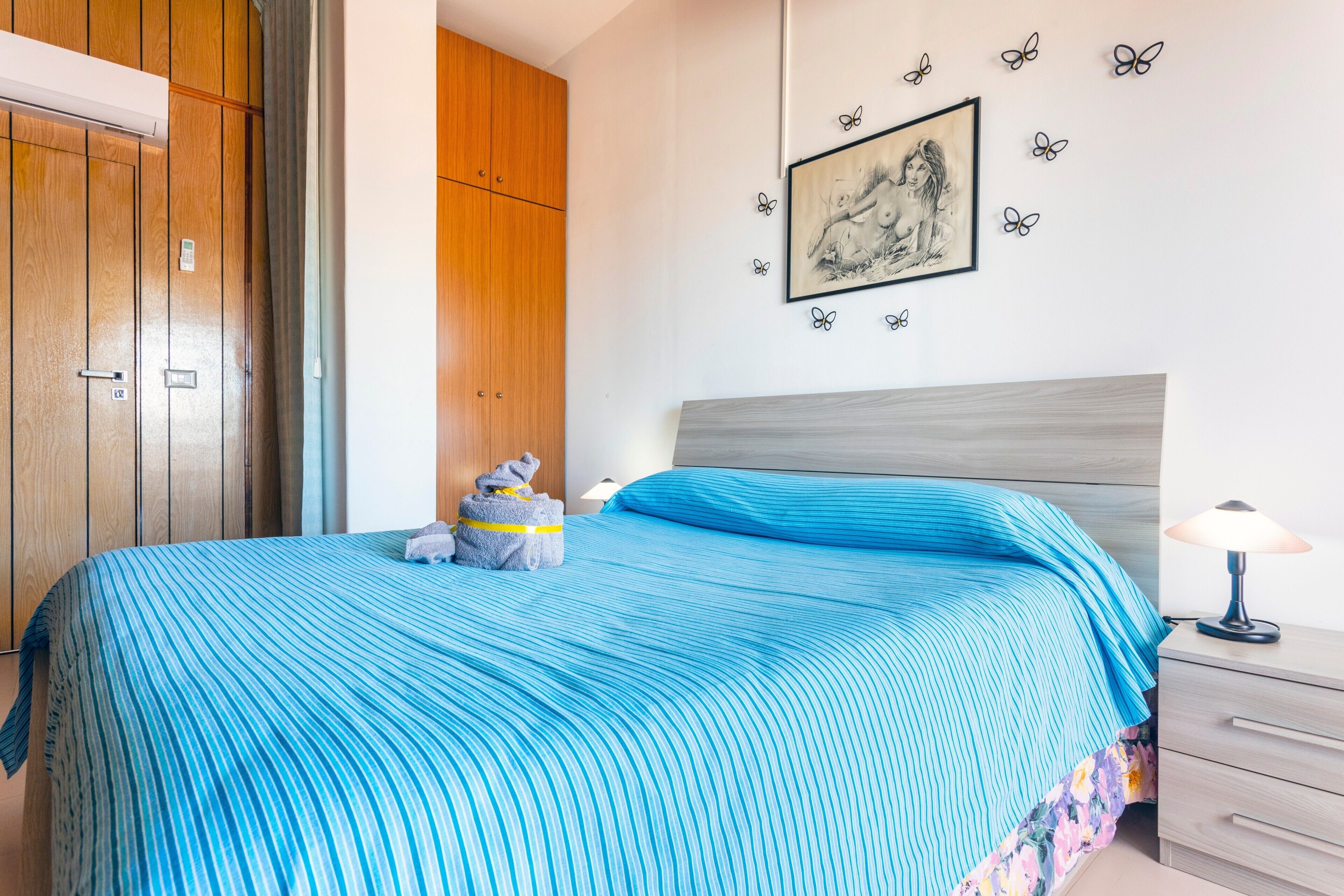 2 habitaciones, tabla de planchar con plancha y wifi gratis 