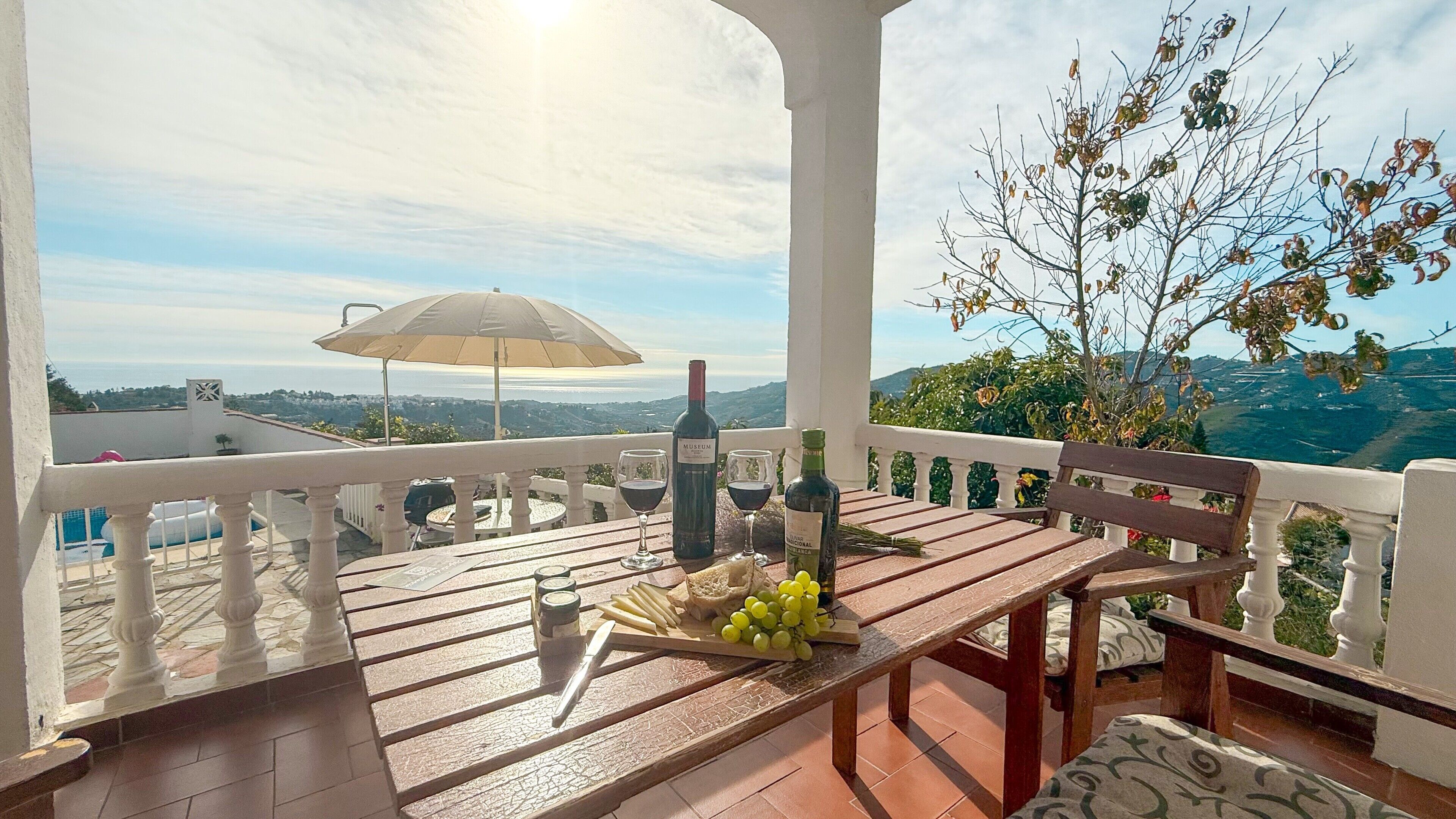 屋外ダイニングエリア