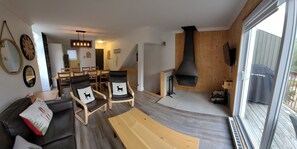TV, fireplace
