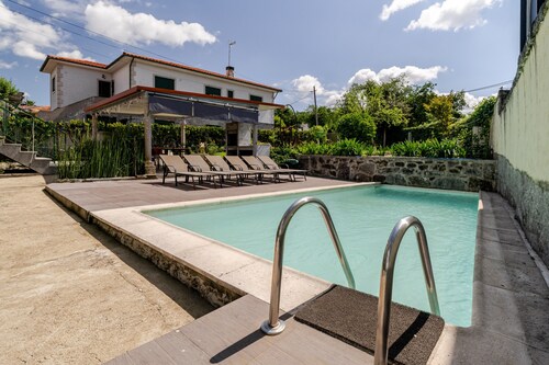 Villa 'Casa Campo Da Feira' mit privatem Pool, privater Terrasse und Wi-Fi